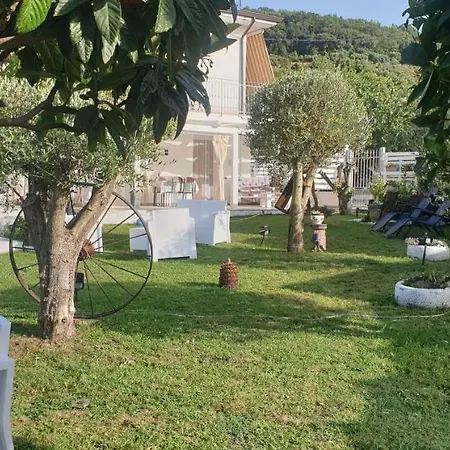 منزل ريفي Di Bacco أغروبولي